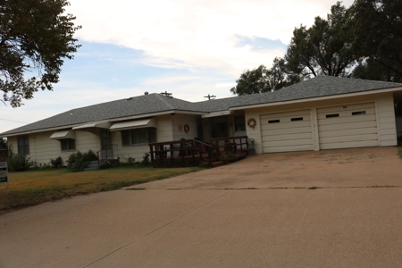 Home For Sale in Protection, Ks. - image 45