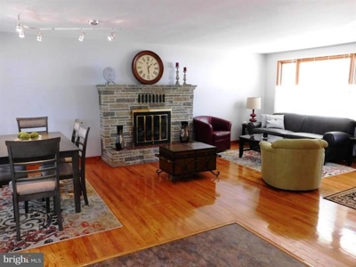 Remodeled Rancher in Corriganville, MD - image 7