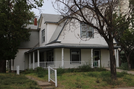 Historic Home For Sale in Protection, KS - Red Hills Area - image 25