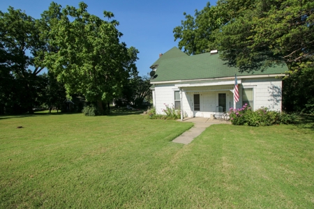 Online Auction * Edgerton, Missouri * Investment Home - image 11