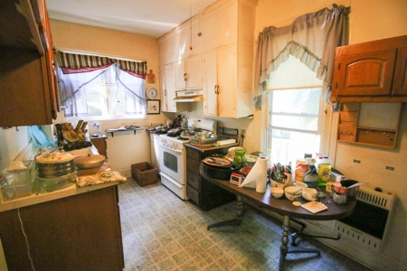 Online Auction * Edgerton, Missouri * Investment Home - image 21