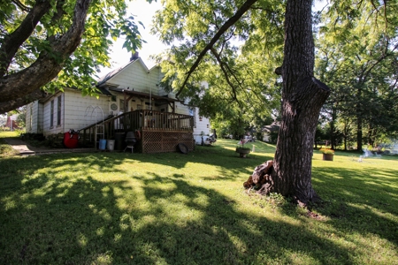 Online Auction * Edgerton, Missouri * Investment Home - image 4
