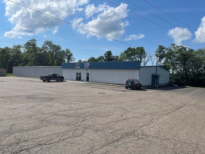 Woodsfield OH Bowling Alley/Bar For Sale - image 2