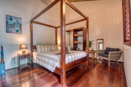 Titled Beachfront Bed & Breakfast and Restaurant - image 7