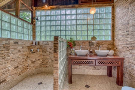 Titled Beachfront Bed & Breakfast and Restaurant - image 9