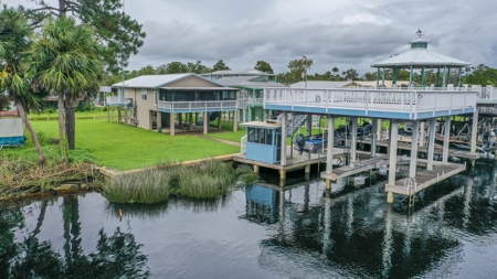 Home On The Suwannee River Near Gulf Of Mexico Suwannee, Fl - image 1