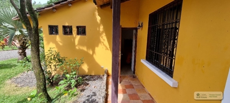 Mountain Community House For Sale In Altos Del Maria, Panama - image 41