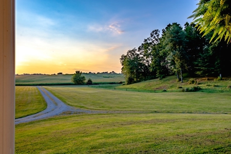 Pending Country Home on 18.27 +/- Acres in Monroe Co, KY - image 40