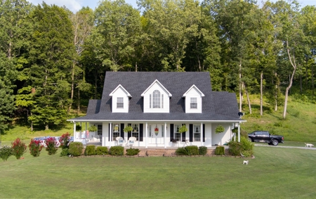 Pending Country Home on 18.27 +/- Acres in Monroe Co, KY - image 1
