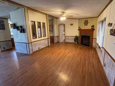 Tennesee River Front Home For Sale In Hardin County - image 9