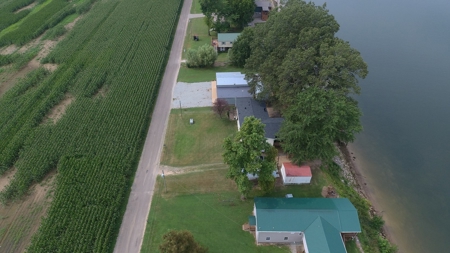 Tennesee River Front Home For Sale In Hardin County - image 41
