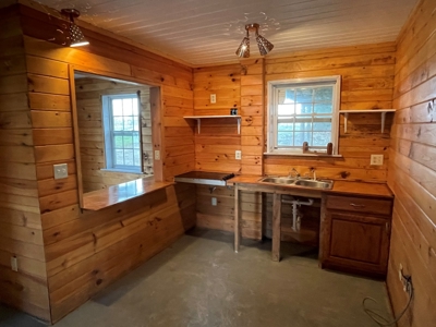Tennesee River Front Home For Sale In Hardin County - image 23