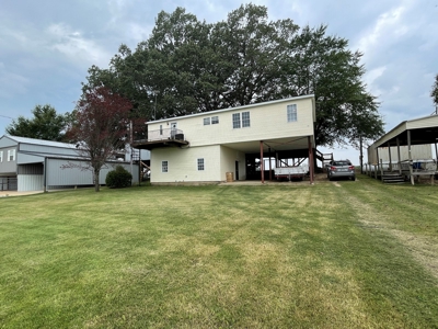 Tennesee River Front Home For Sale In Hardin County - image 33