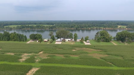 Tennesee River Front Home For Sale In Hardin County - image 38