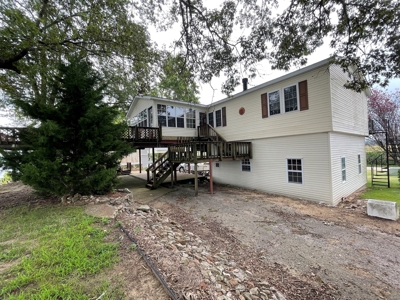 Tennesee River Front Home For Sale In Hardin County - image 3