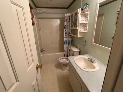 Tennesee River Front Home For Sale In Hardin County - image 17