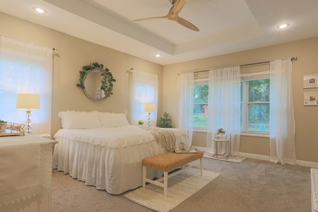 Lavish Living In Winding River Subdivision! - image 31
