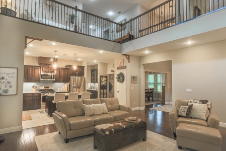 Lavish Living In Winding River Subdivision! - image 50