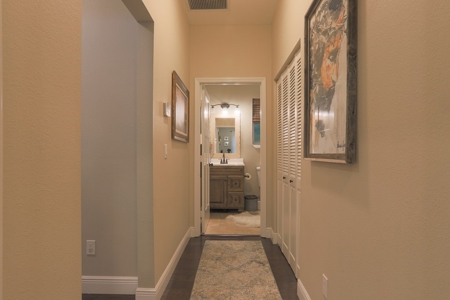 Lavish Living In Winding River Subdivision! - image 28