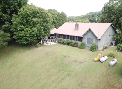White River Front Home in the Ozark Mountains - image 41