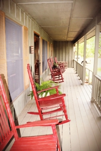 White River Front Home in the Ozark Mountains - image 4