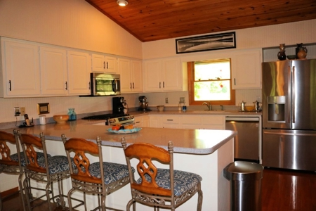 White River Front Home in the Ozark Mountains - image 15