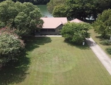 White River Front Home in the Ozark Mountains - image 37