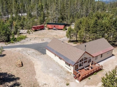 River Front Vacation Property - image 4