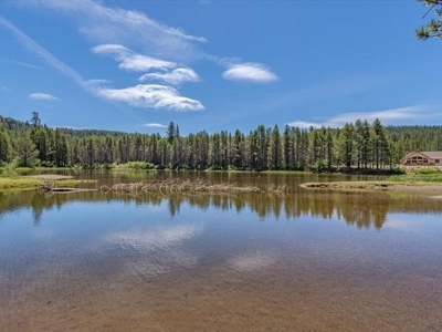 River Front Vacation Property - image 8