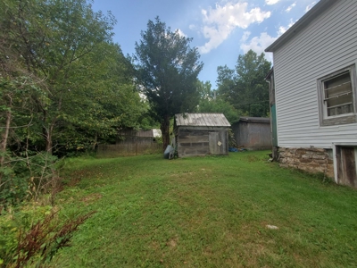 Farm House for Sale in Abingdon VA - image 3