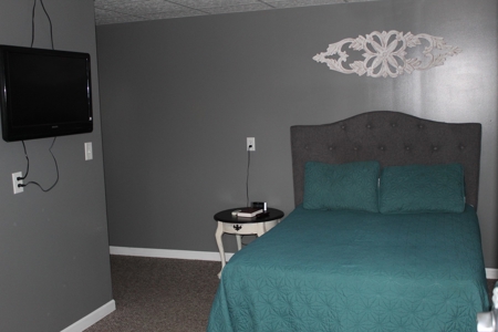 Turn-key Motel For Sale in Memphis, Mo. - image 2
