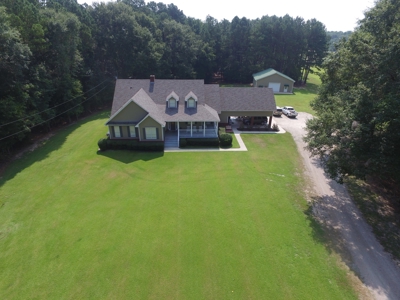 Country home with 44 acre, pool, pond and shop. - image 25