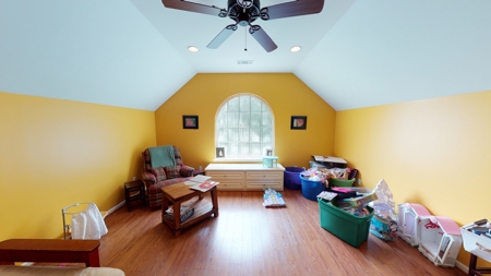 Country home with 44 acre, pool, pond and shop. - image 11