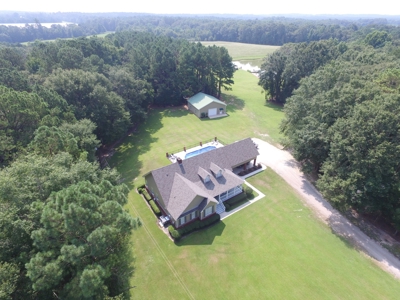 Country home with 44 acre, pool, pond and shop. - image 24
