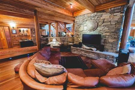 Colorado waterfront mountain luxury home - image 33
