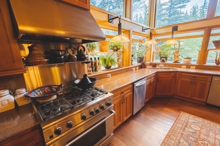 Colorado waterfront mountain luxury home - image 36