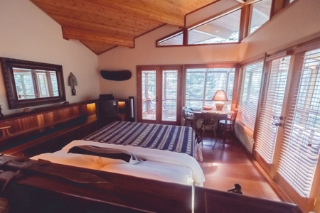 Colorado waterfront mountain luxury home - image 28