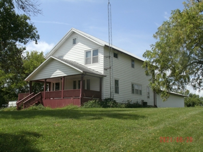 Century Old Country Home on 2.5 Ac. M/L - image 3