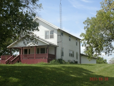 Century Old Country Home on 2.5 Ac. M/L - image 1