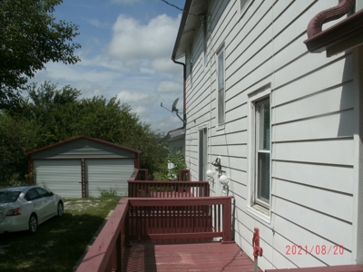 Century Old Country Home on 2.5 Ac. M/L - image 11
