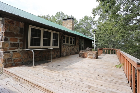 Arkansas Ozarks Country Home on Acreage For Sale - image 23