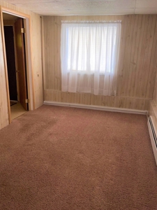 Large House in Butte, MT Mountain views - image 30