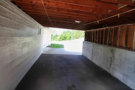 Large House in Butte, MT Mountain views - image 34