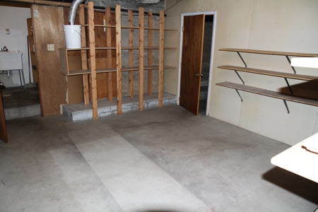 Large House in Butte, MT Mountain views - image 31