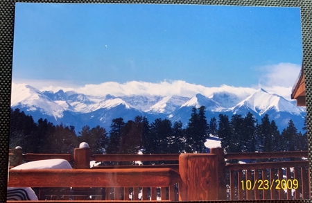 Custom Real Log Home with Amazing Views! - image 25