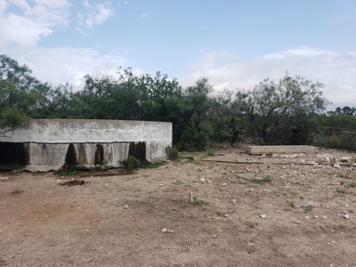 Texas Hunting Ranch with utilities near Pandale - image 1