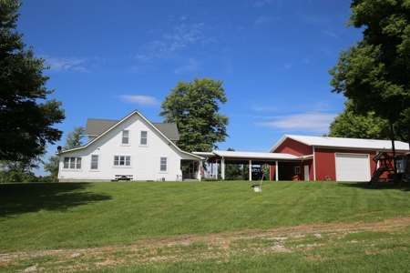Southeast Illinois Farm for Sale | Country Home - image 9
