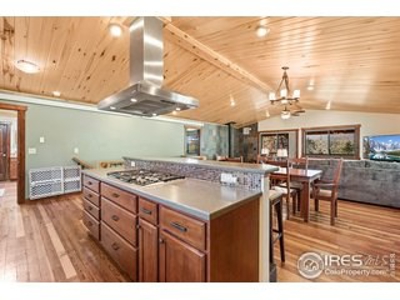 Beautiful Views From This Mountain Home - image 7