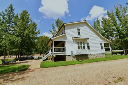 Tennessee River 4 bedroom 2 bath Home 10Ac $399,900 - image 34
