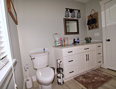 Tennessee River 4 bedroom 2 bath Home 10Ac $399,900 - image 25